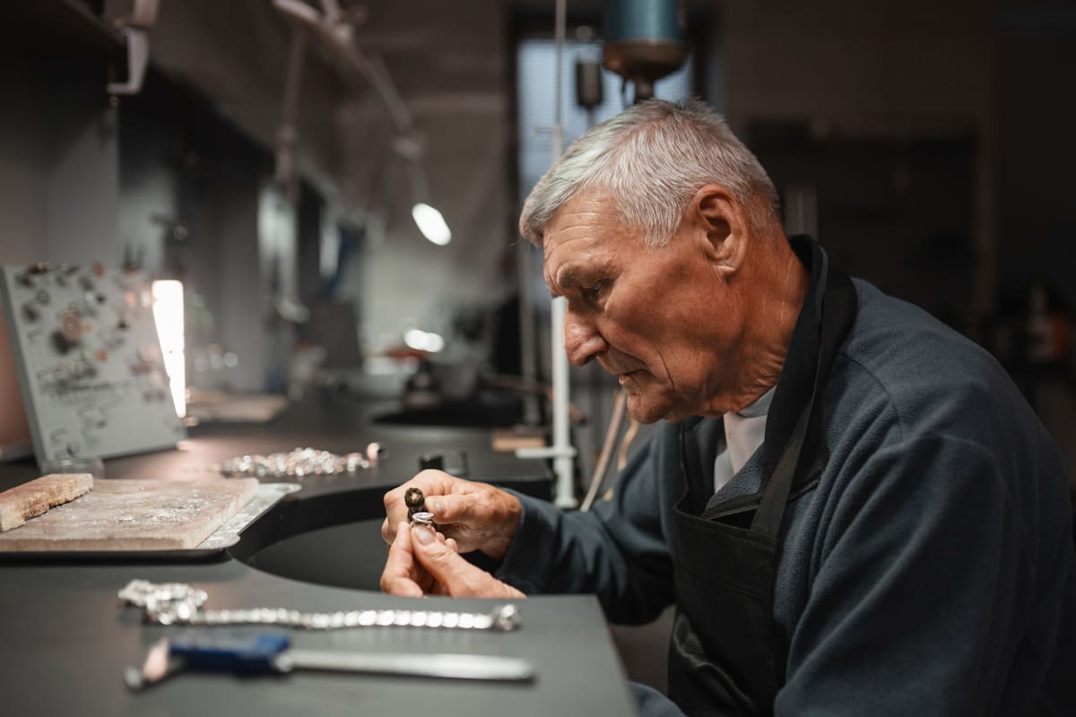 ¿A qué edad se tiene que dejar de trabajar? Esto dice la Ley Federal del Trabajo