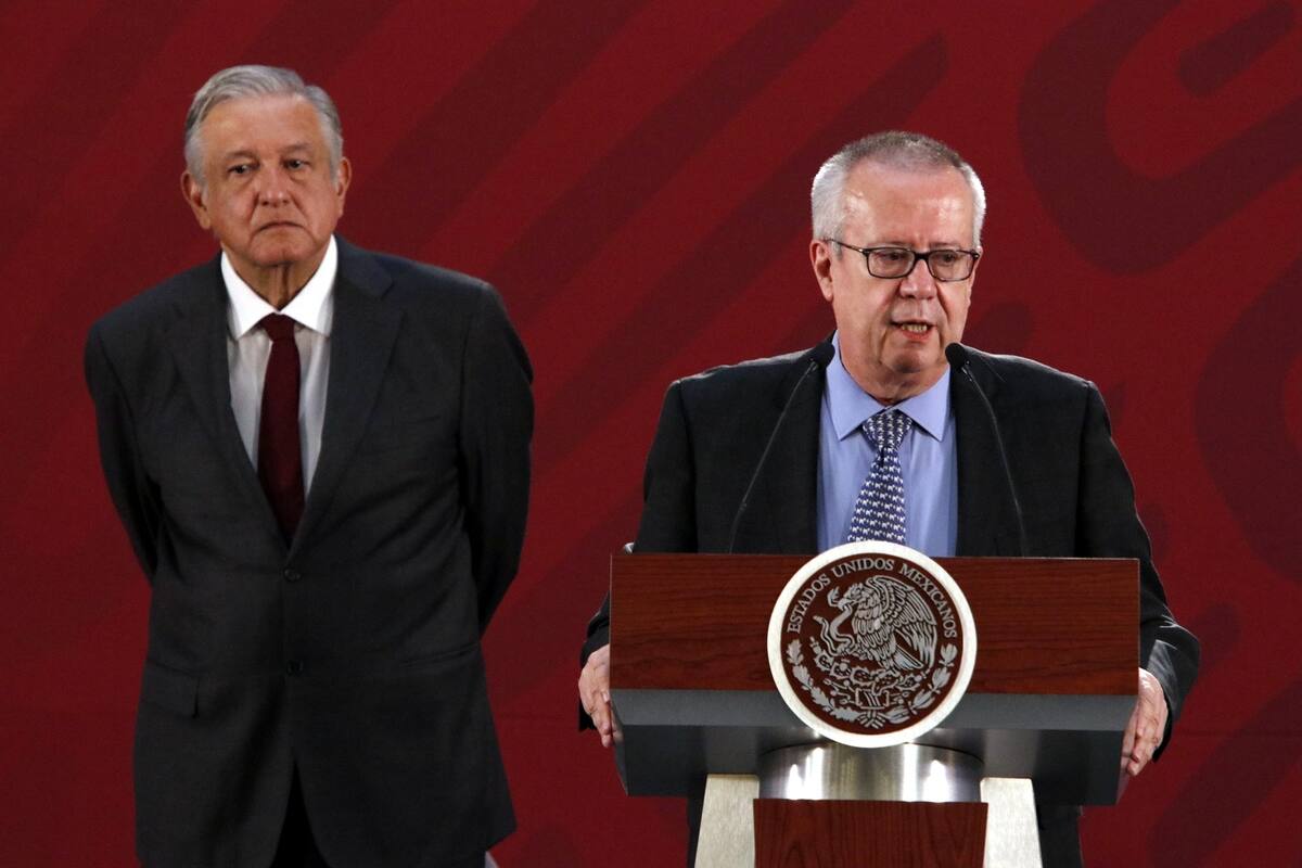 Urzúa tuvo diferencias con Alfonso Romo: AMLO