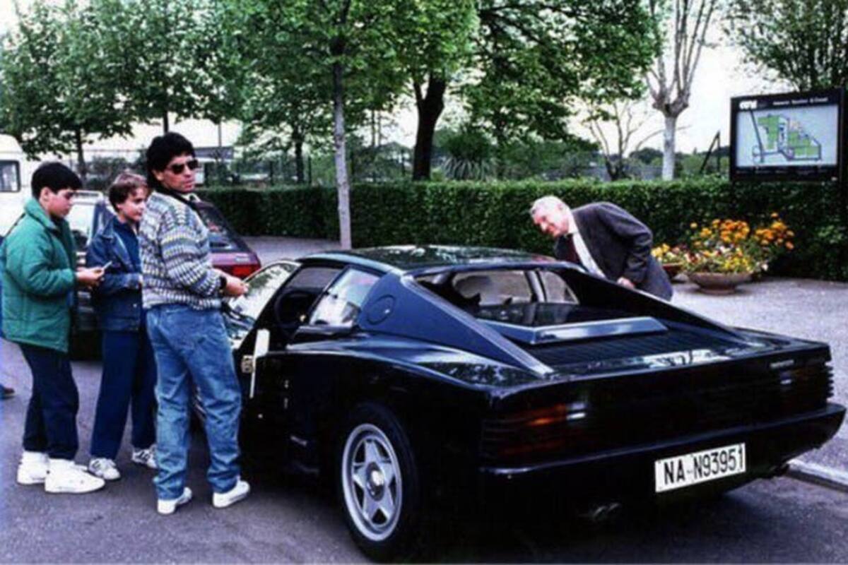 La historia del Ferrari F40 negro de Maradona