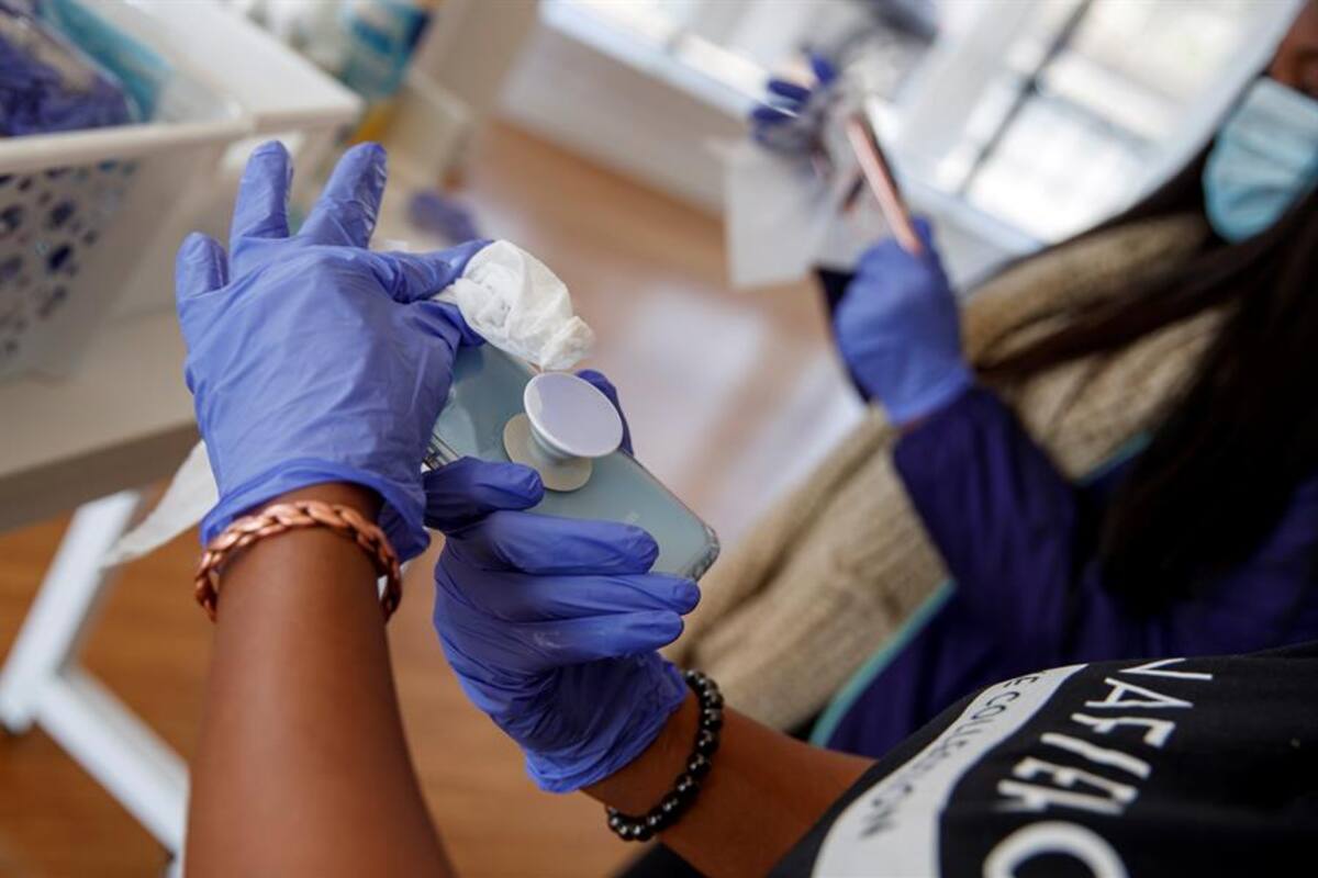 Detectan dos nuevos casos de coronavirus en Arizona