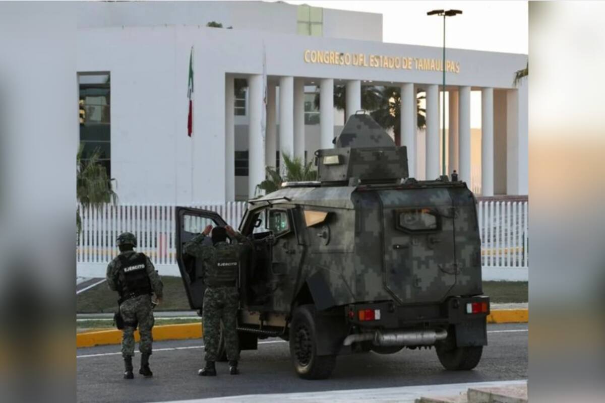 Tamaulipas: Blindan con tanquetas el Congreso; entra Américo Villarreal sale Francisco García Cabeza de Vaca