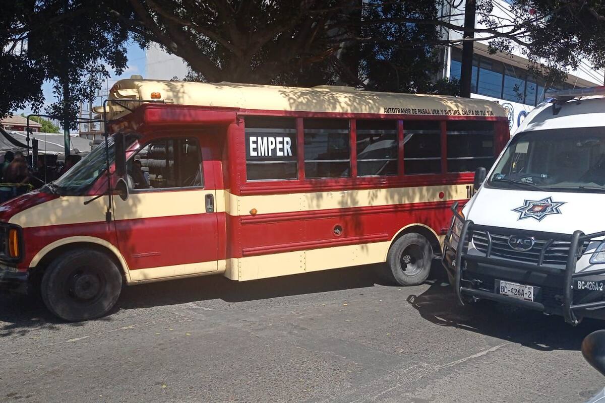 Recurren a transporte público ‘polleros’