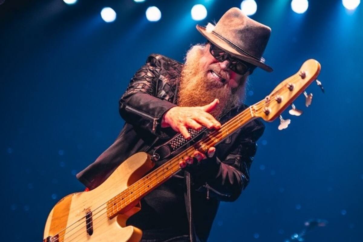 Muere el bajista y vocalista de “ZZ Top”, Dusty Hill, a los 72 años de edad