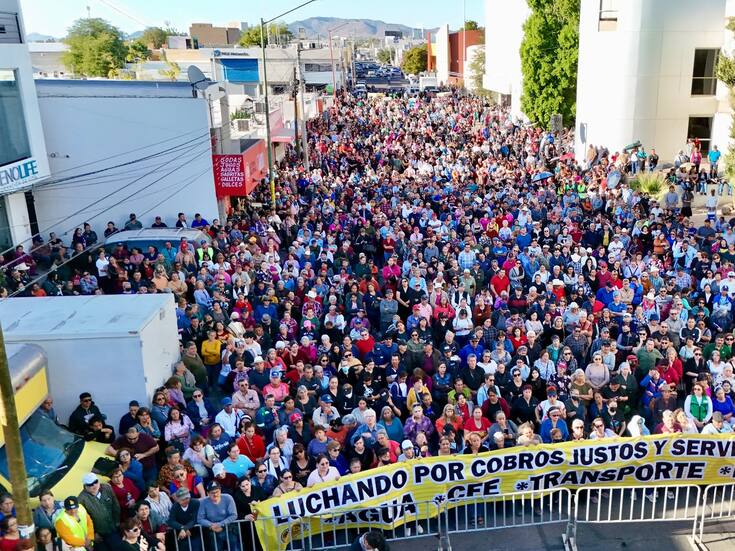 Unión de Usuarios marcha del Jardín Juárez a CFE para exigir mantenimiento de infraestructura