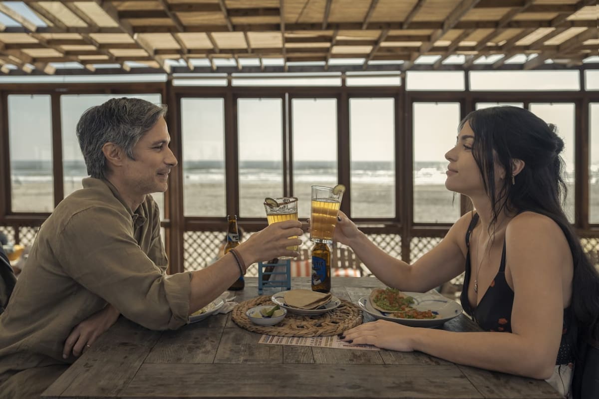 “Santita” la serie de Gael García que se grabó en Tijuana se estrena en abril