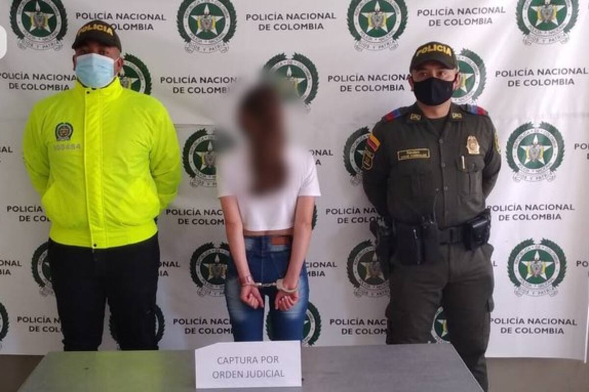En Colombia detienen a niñera acusada de abusar de menor de 14 años