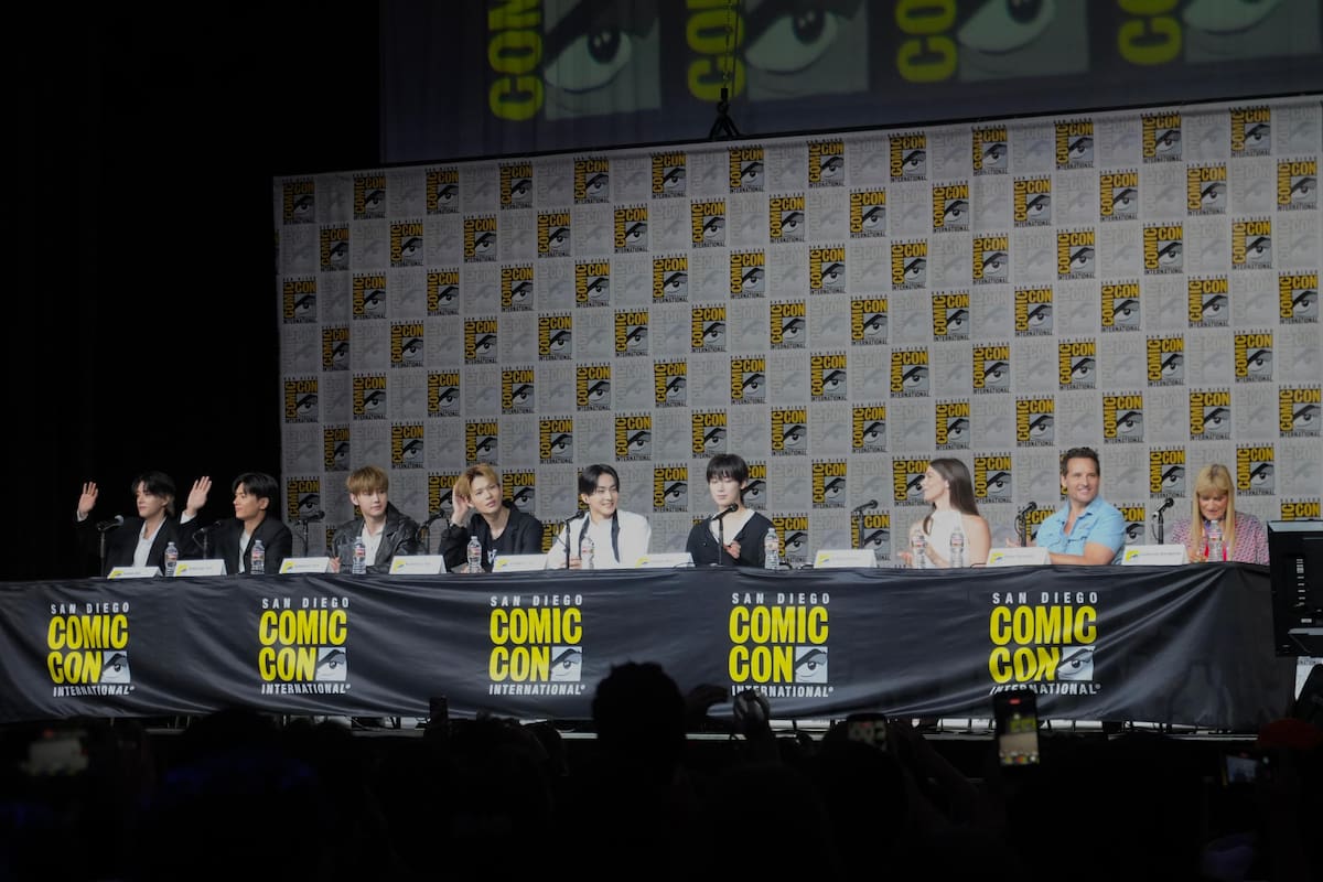 ENHYPEN presenta Dark Moon en el Ballroom 20 de la Comic-Con de San Diego