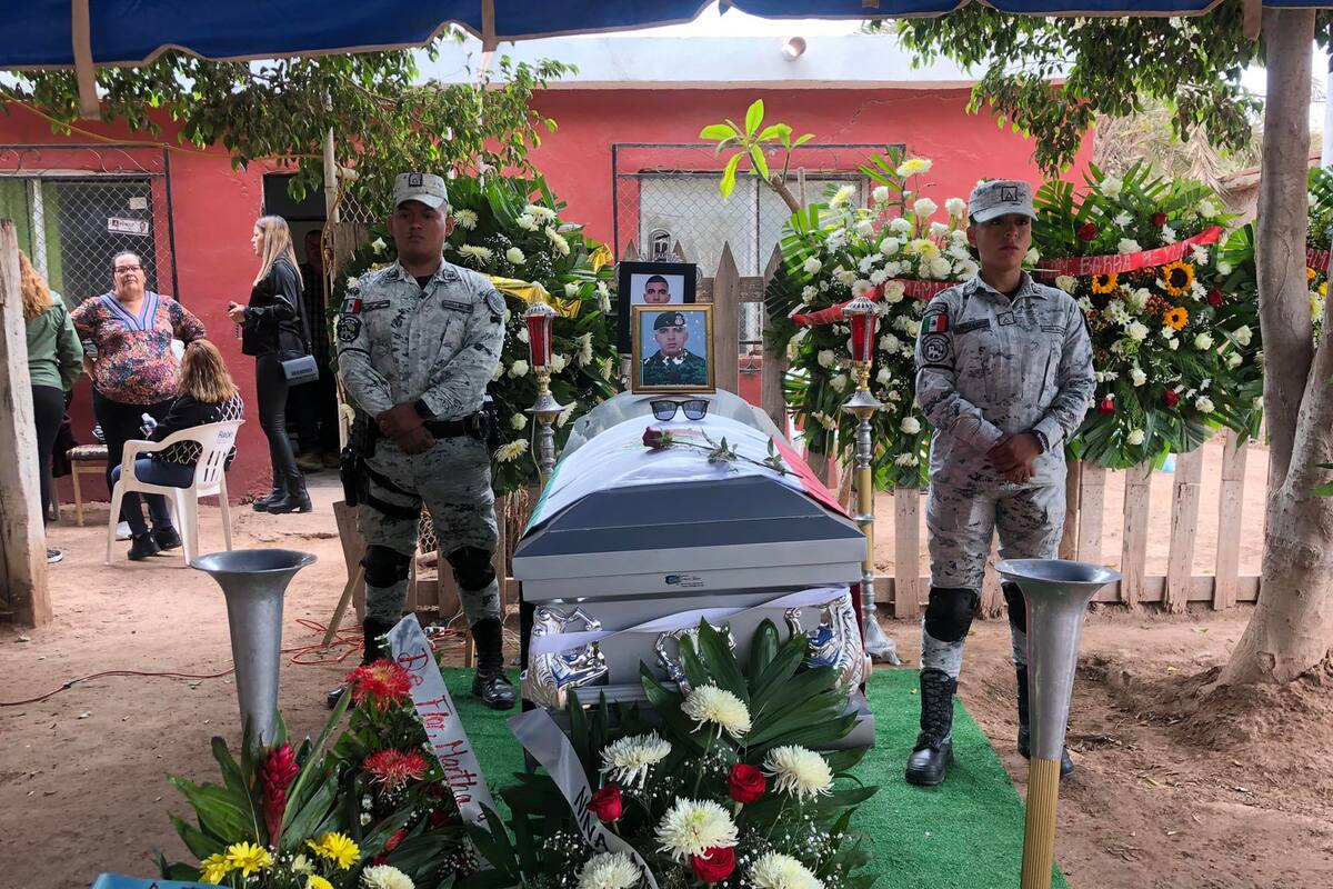 Sufría Carlos Omar, cadete que falleció en Ensenada, maltratos durante capacitación en la Guardia Nacional: Madre