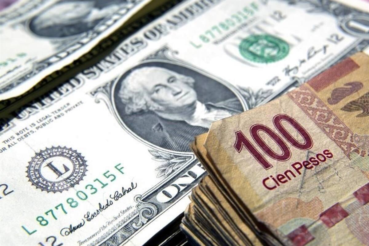 Peso mexicano opera en nivel no visto desde hace dos semanas