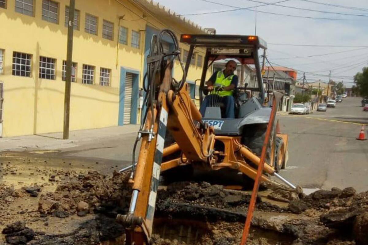 Repara Cespt fuga, pero surge otra y faltará agua en 8 colonias de Tijuana