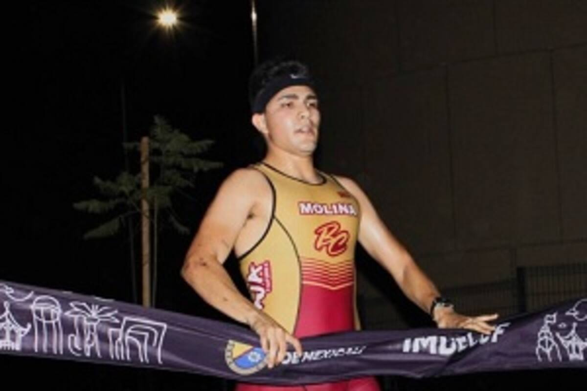 Molina y Ayala se llevaron el Duatlón Nocturno