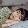 ¿Cuántas horas de sueño necesitan los estudiantes según su edad? cerca de volver a las aulas, las familias todavía están a tiempo de ajustar la rutina de sueño y establecer horarios más cercanos a los que tendrán durante el ciclo escolar