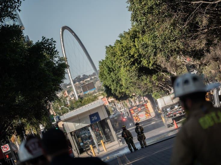 Fuga de gas en el Centro de Tijuana deja evacuados a más de 100 personas y decenas de negocios
