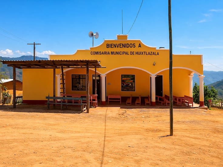 Tras años de desapariciones y enfrentamientos armados, un municipio de Guerrero quedó convertido en pueblo fantasma; cientos de familias abandonaron sus hogares y colectivos buscadores documentaron el abandono entre casas baleadas y calles vacías