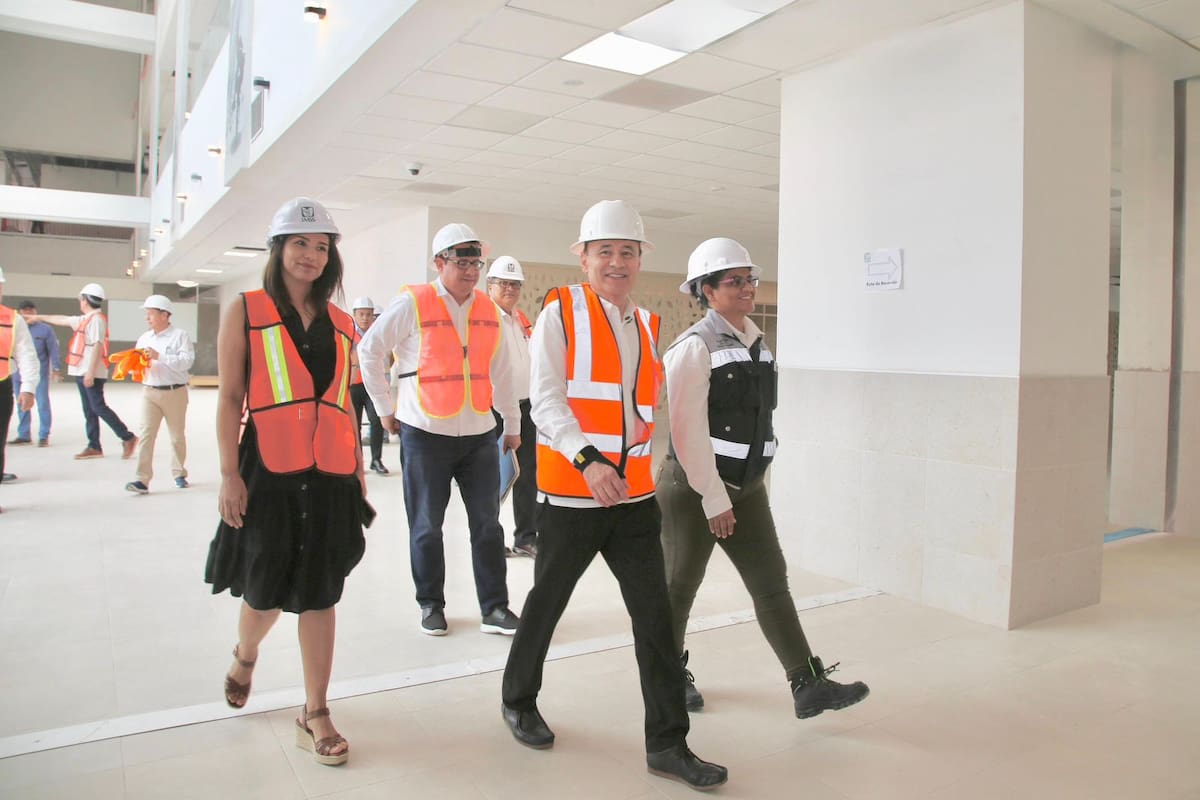 Supervisa gobernador Durazo avance de construcción del hospital del IMSS en Navojoa