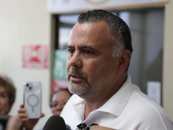 Rector de UABC anuncia cierre paulatino de universidad al público