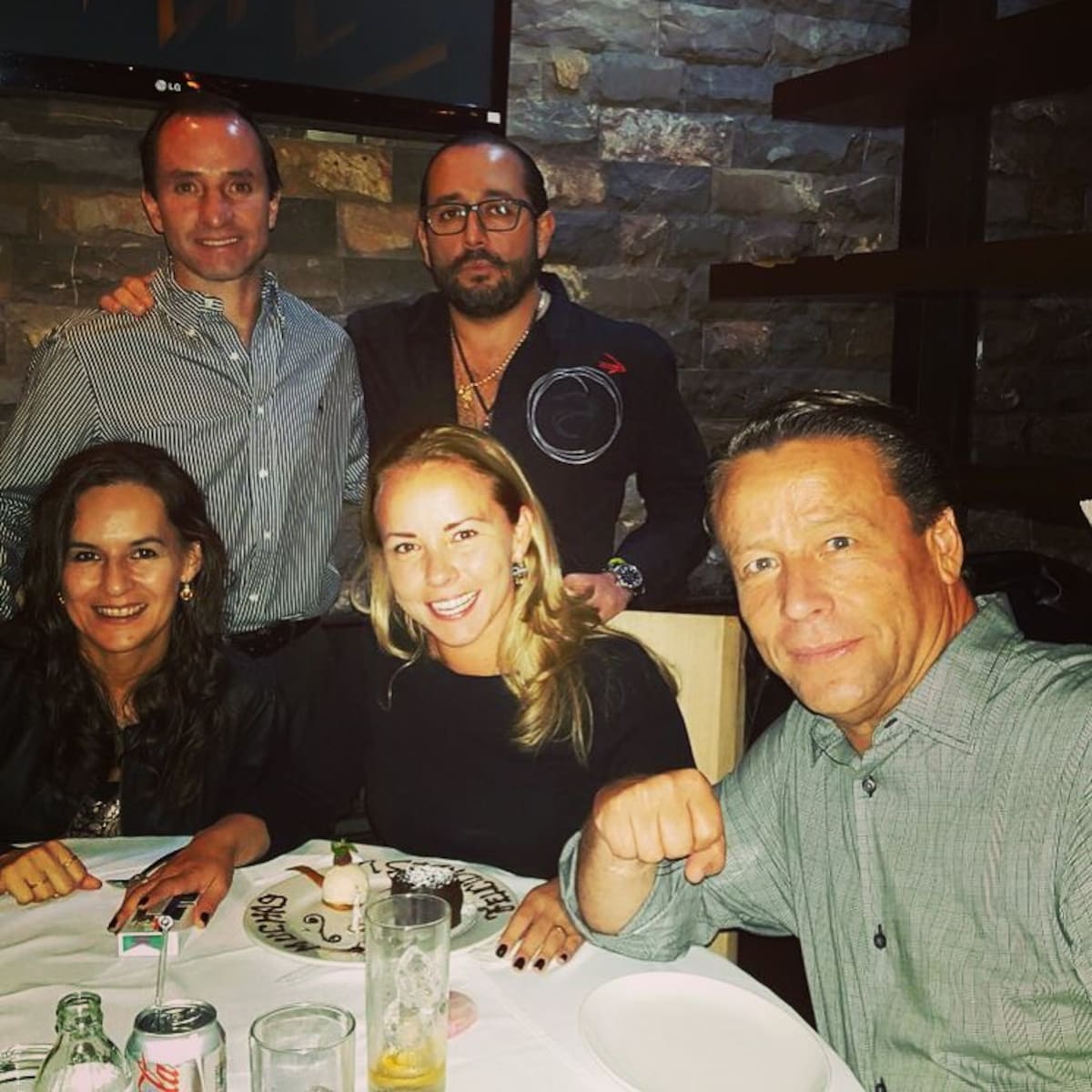 Alfredo Adame junto a su hija, Vanessa | Instagram @vaneadamec