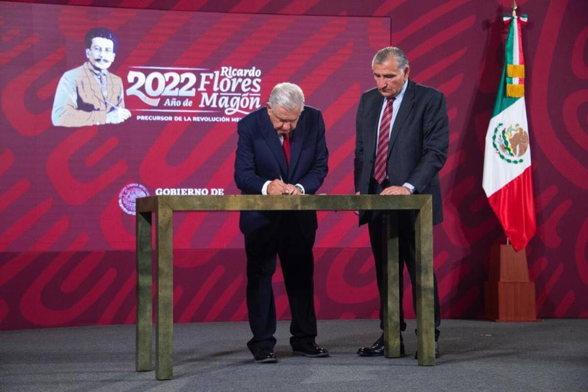 Mañanera de AMLO: Presidente firma decreto para solucionar escasez de agua en Nuevo León por 10 años
