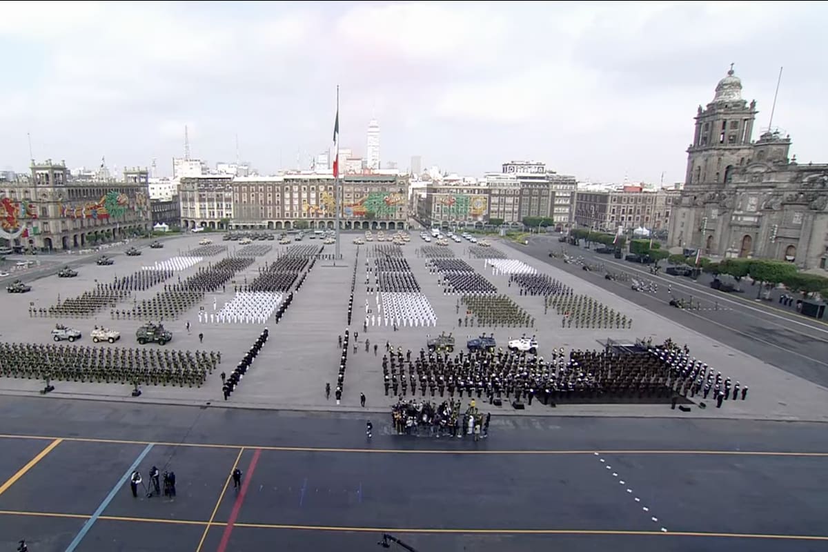 Desfile cívico militar, 211 años del Grito de Independencia