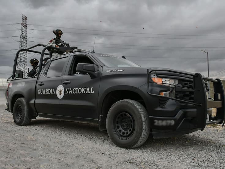 Aseguran 45 mil litros de hidrocarburos en Villahermosa durante operativo federal; hay detenidos y cateos en Tabasco