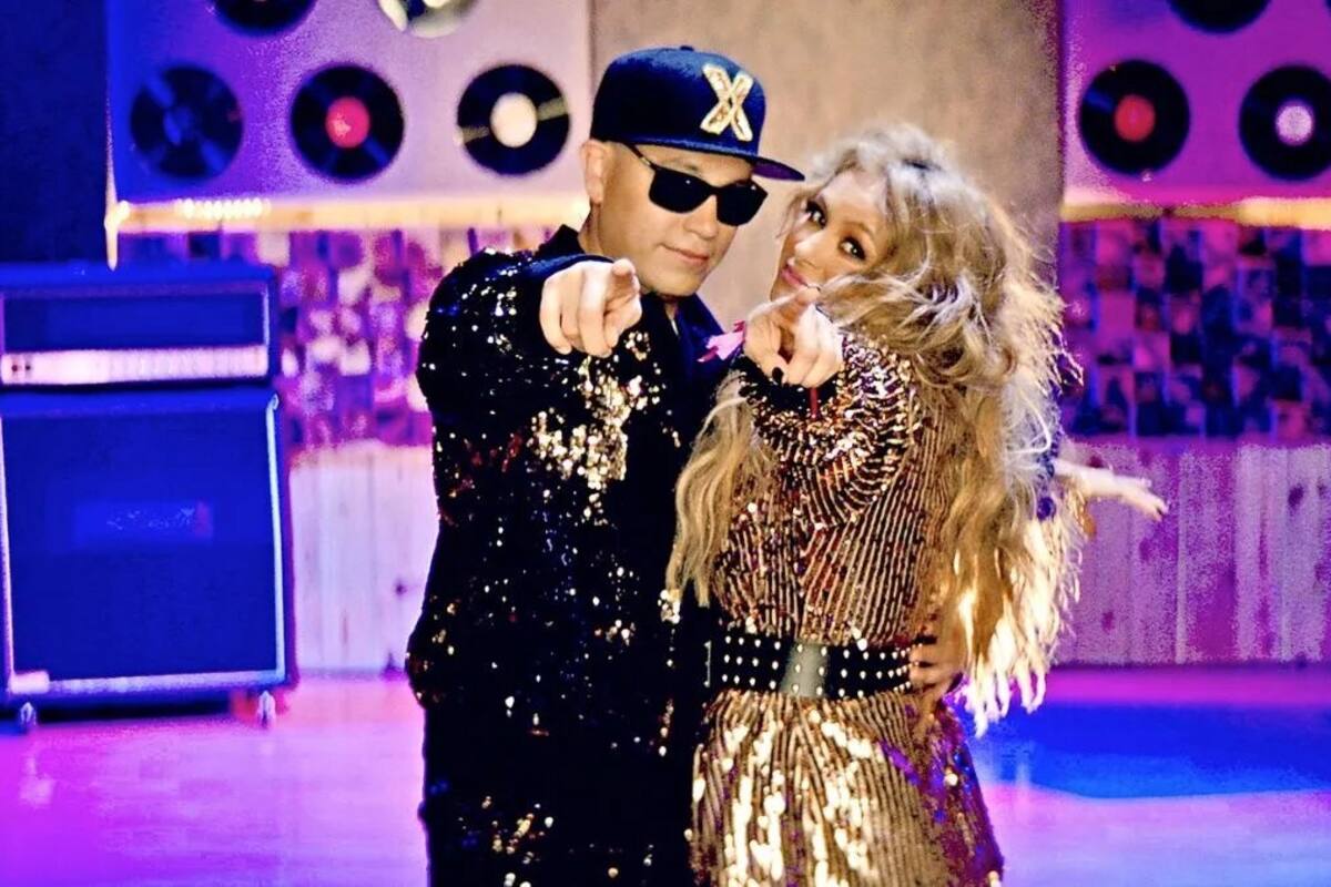Paulina Rubio canta cumbia con Raymix para curar penas