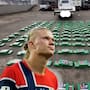Policía de Ecuador incauta 470 kilos de cocaína marcados con la cara de Erling Haaland y explica que las mafias usan el rostro del futbolista como sello de calidad