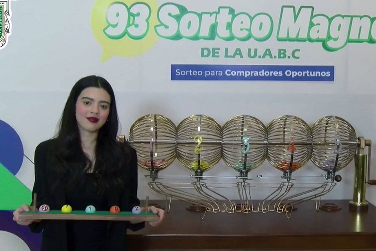 UABC realiza el Sorteo para Compradores Oportunos y para Colaboradores