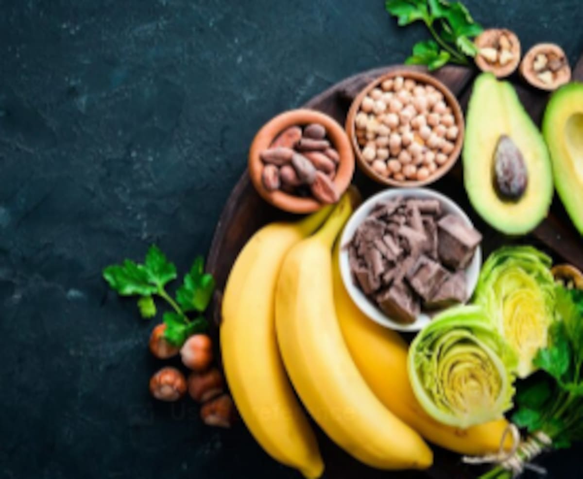 Existen varios alimentos ricos en este mineral que puedes disfrutar diariamente. | Foto: Freepik