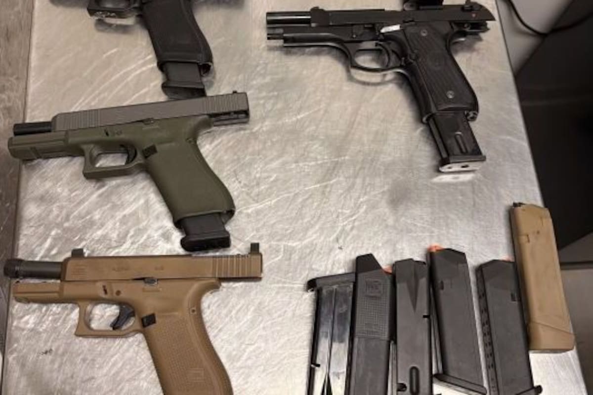 CBP decomisa armas y casi 2 mil cartuchos ocultos en auto que iba rumbo a Mexicali