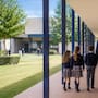 Eliminarán la tasa preferencial a escuelas privadas en octubre de 2026 y aplicarán comisiones al cobro de colegiaturas con tarjeta encareciendo los pagos de las familias
