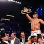 MUNGUÍA LO HIZO y vuelve a ser Campeón del Mundo Supermediano del AMB
