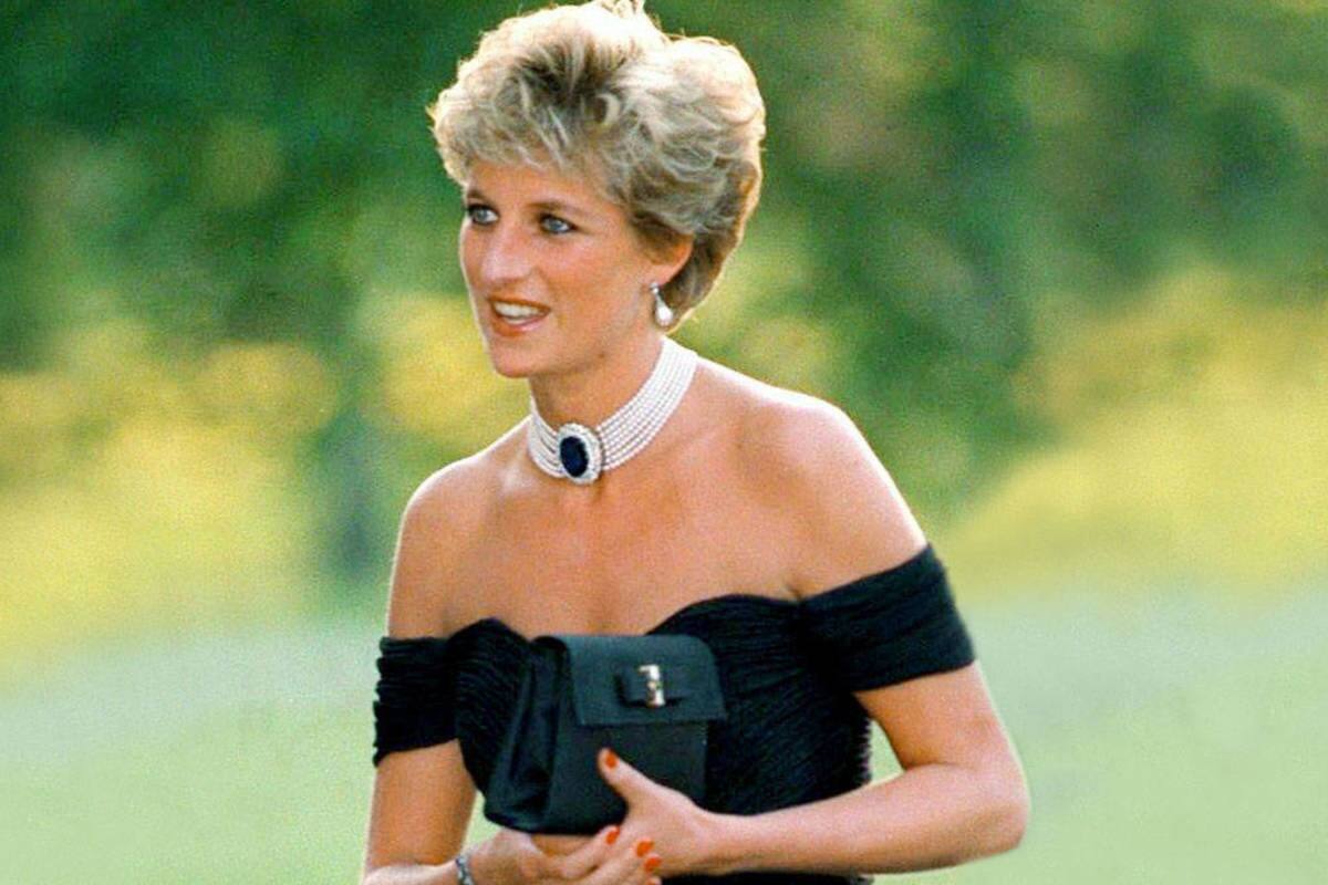 La historia detrás de las fotos en topless de Diana que fueron destruidas