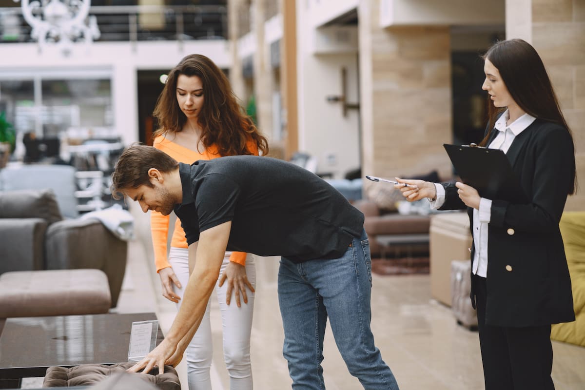 Con el programa Equipa tu Casa, el Infonavit te presta dinero para comprar muebles, hacer reparaciones o mejoras a tu nuevo hogar