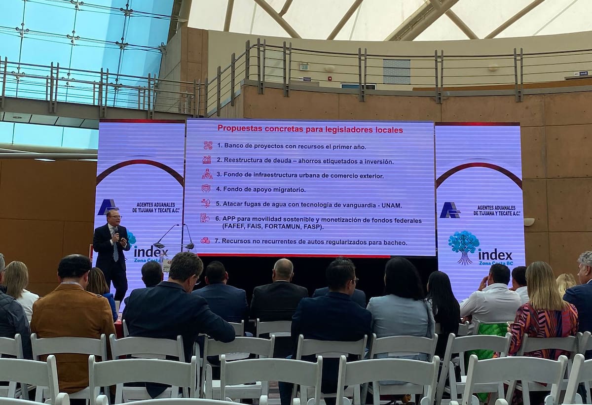 Se les brindó a los candidatos a diputaciones locales las propuestas y demandas que requiere el municipio y el resto de la entidad.