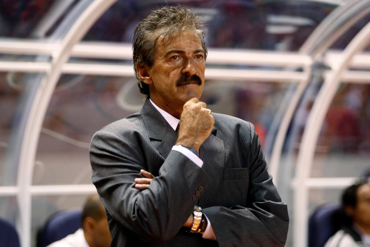 Ricardo La Volpe anuncia su retiro como entrenador