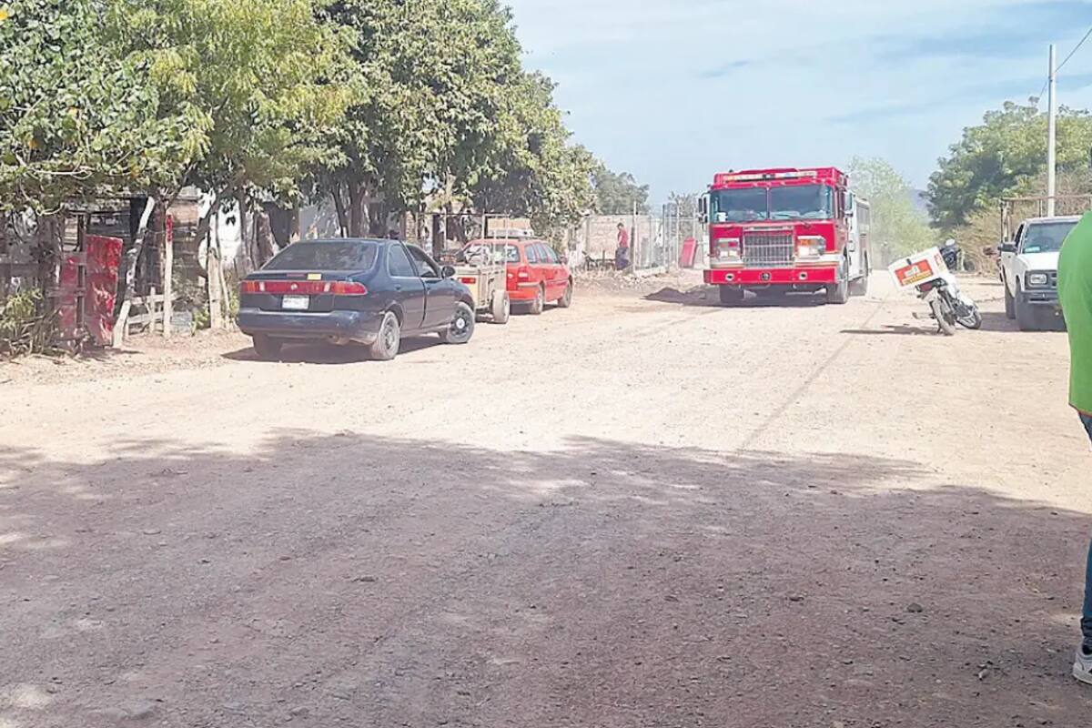 Vecinos salvan a dos jóvenes y dos bebés de un incendio