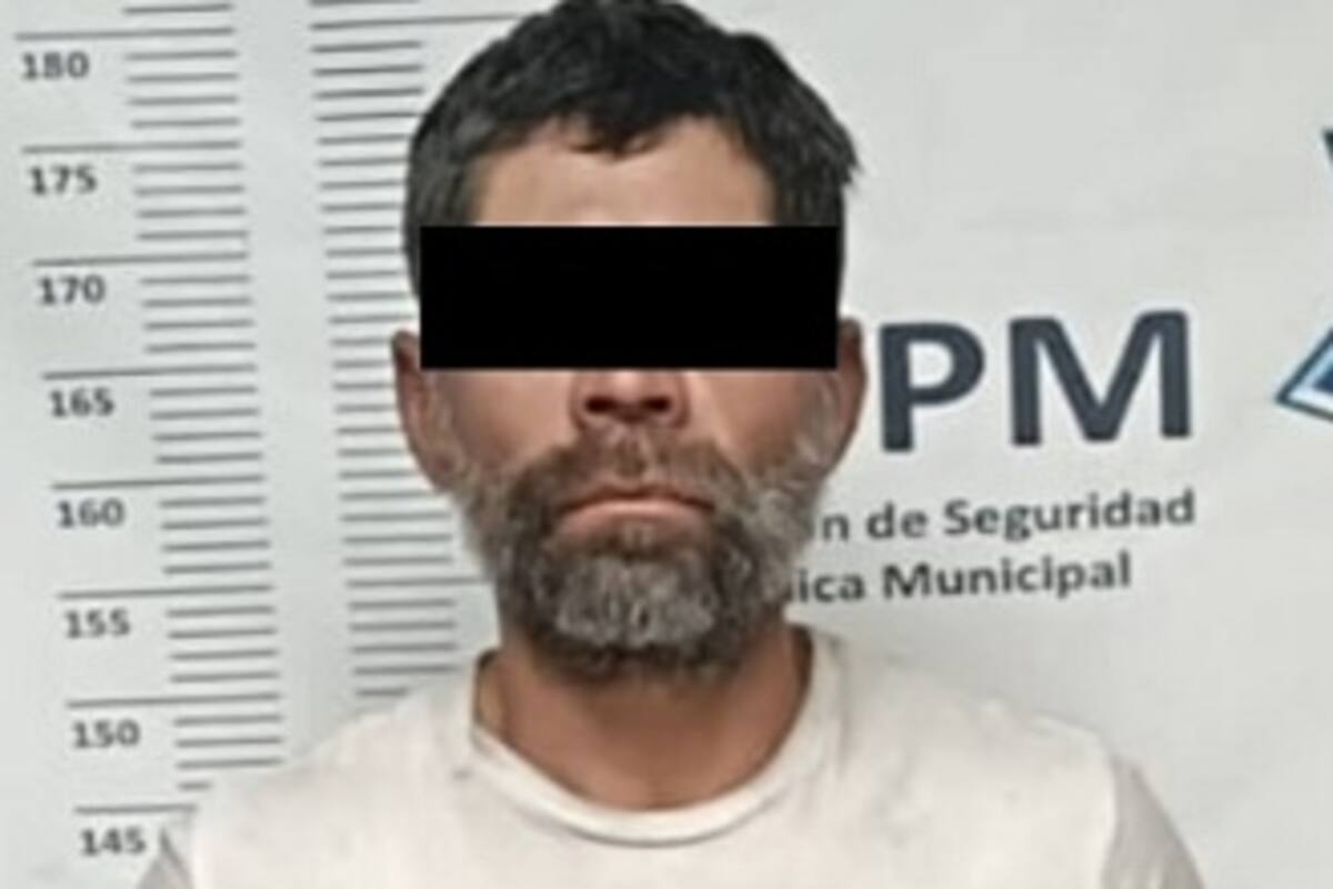 Sorprenden a hombre espiando vehículos; tenía orden de aprehensión