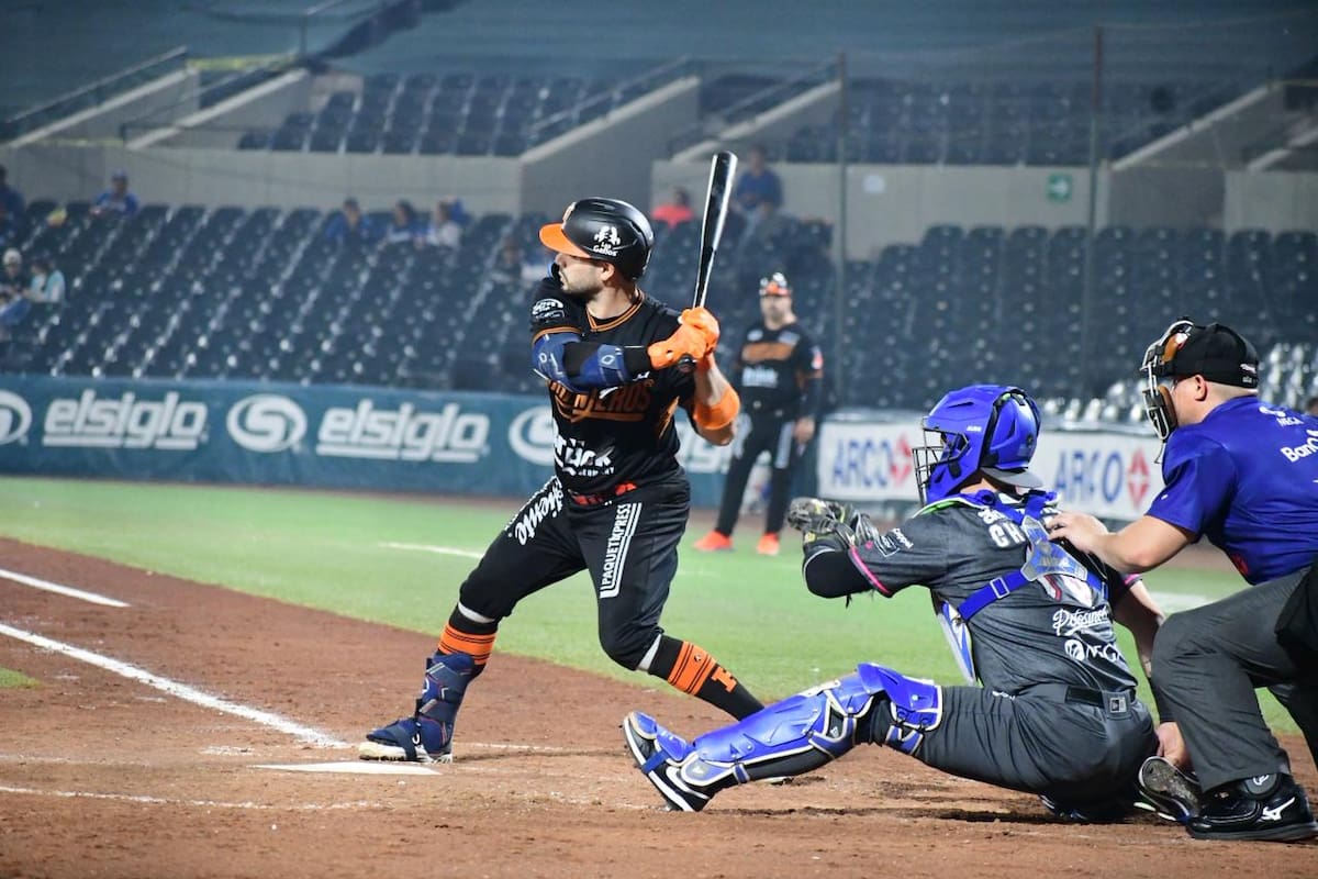 Yaquis de Obregón pintan de blanco a Naranjeros, en el primero de la serie