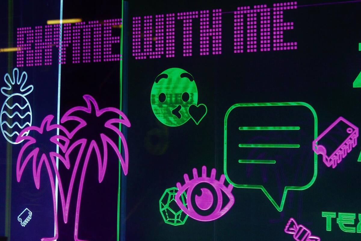 Whatsapp: Cuenta con la herramienta para crear stickers