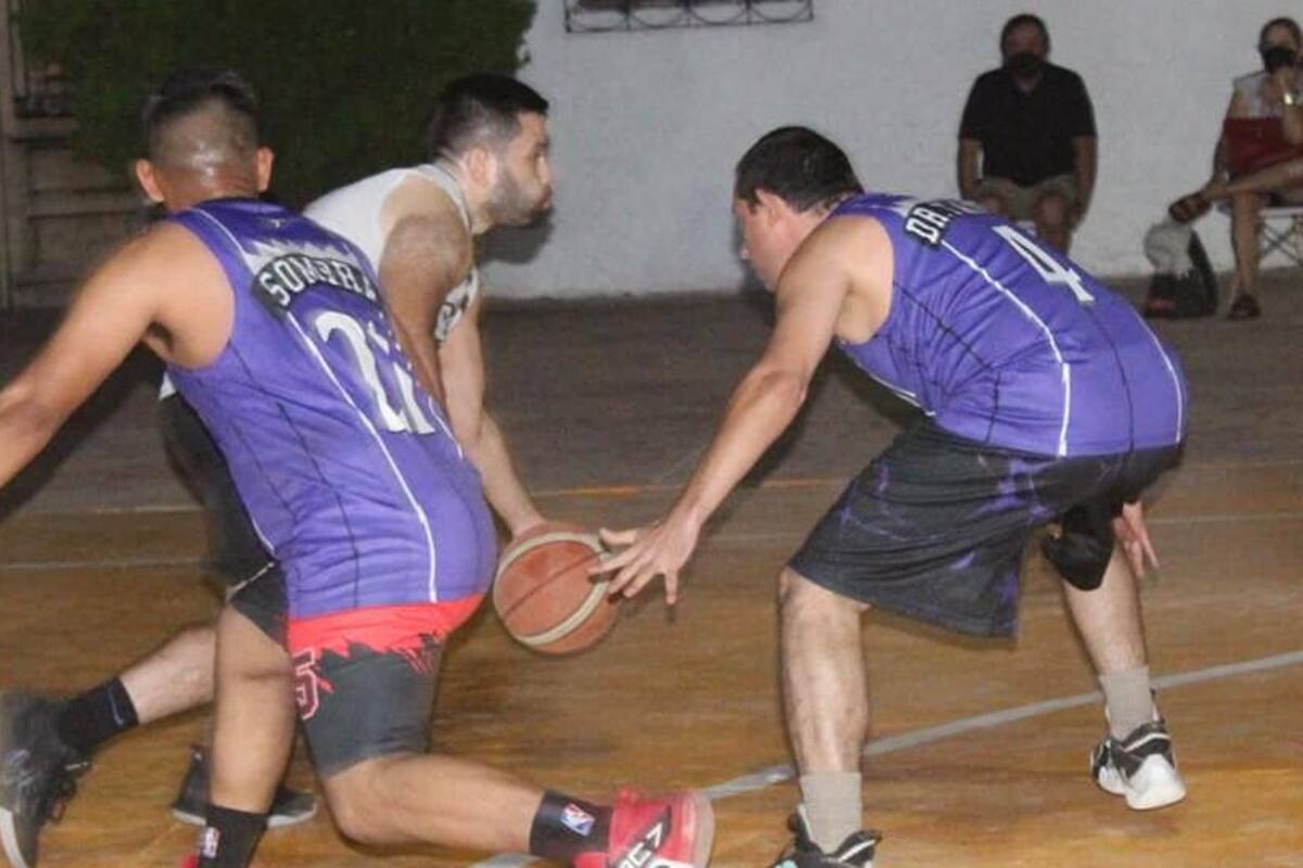 Mantiene Raiders paso perfecto en Torneo Streetball HMO