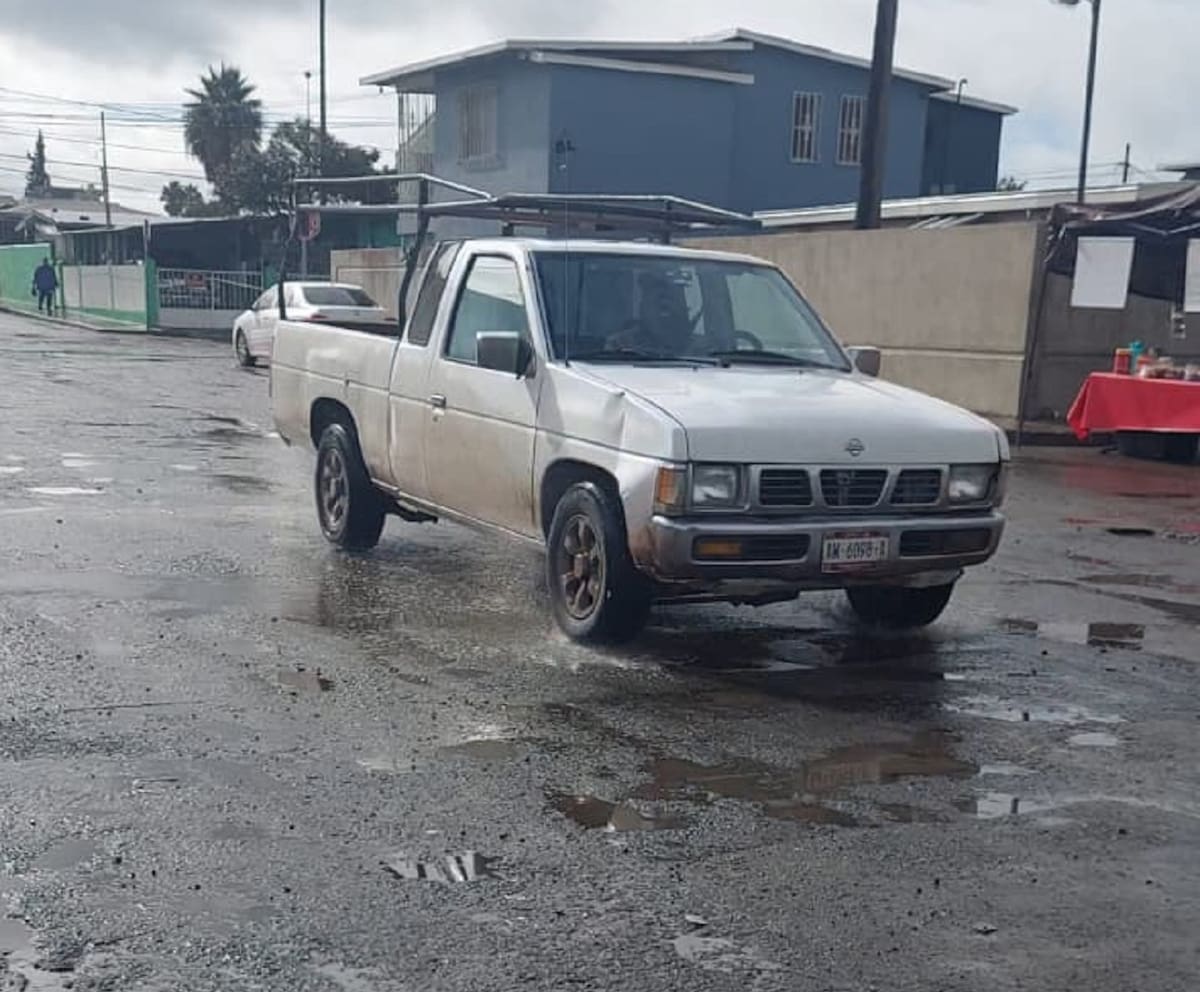 Las vialidades de 'La Villa' requieren de manera urgente nuevo pavimento. Foto: Khennia Reyes