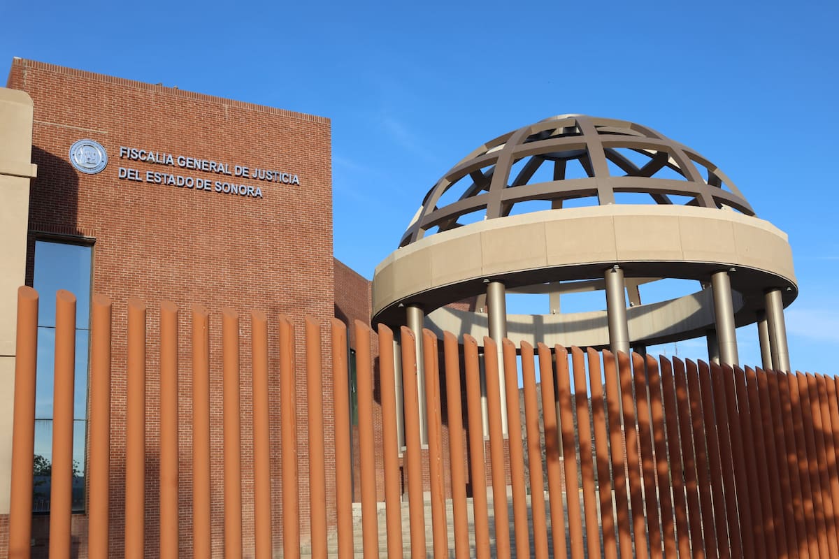Vinculan a proceso de los dos presuntos homicidas de un policía municipal en Hermosillo