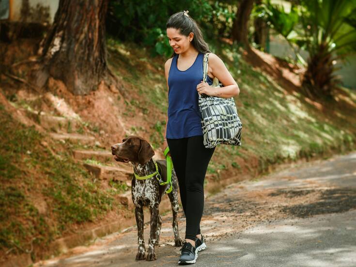 Caminar y hacer ejercicio también protege el cerebro: qué dice la ciencia