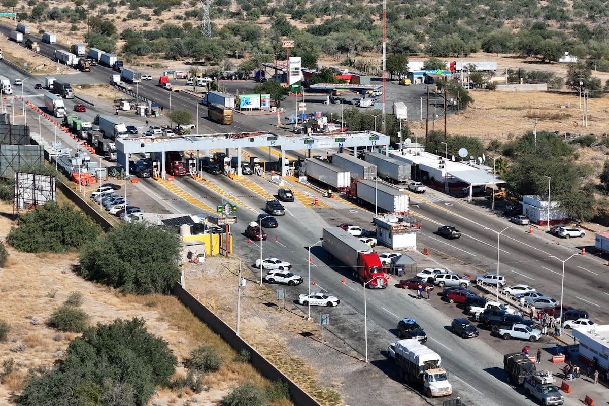 Digitalización de pagos en casetas y gasolineras debe ser inclusiva para no dejar rezagados a usuarios rurales, advierte experto