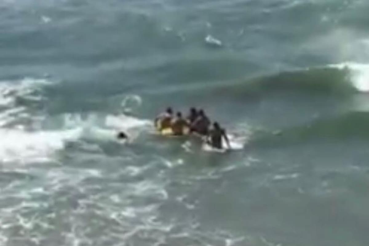 Labor Day obliga a salvavidas de Rosarito a reforzar esfuerzos