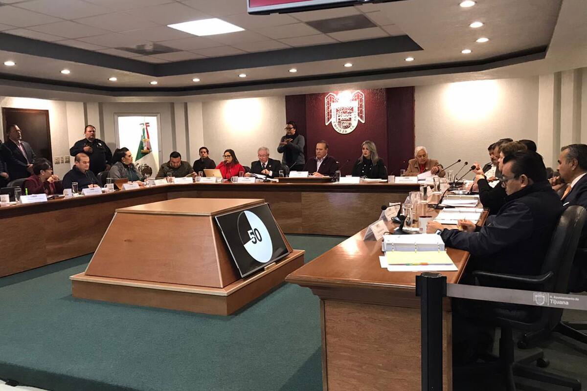 Aprueba Cabildo informes mensuales a Bonilla