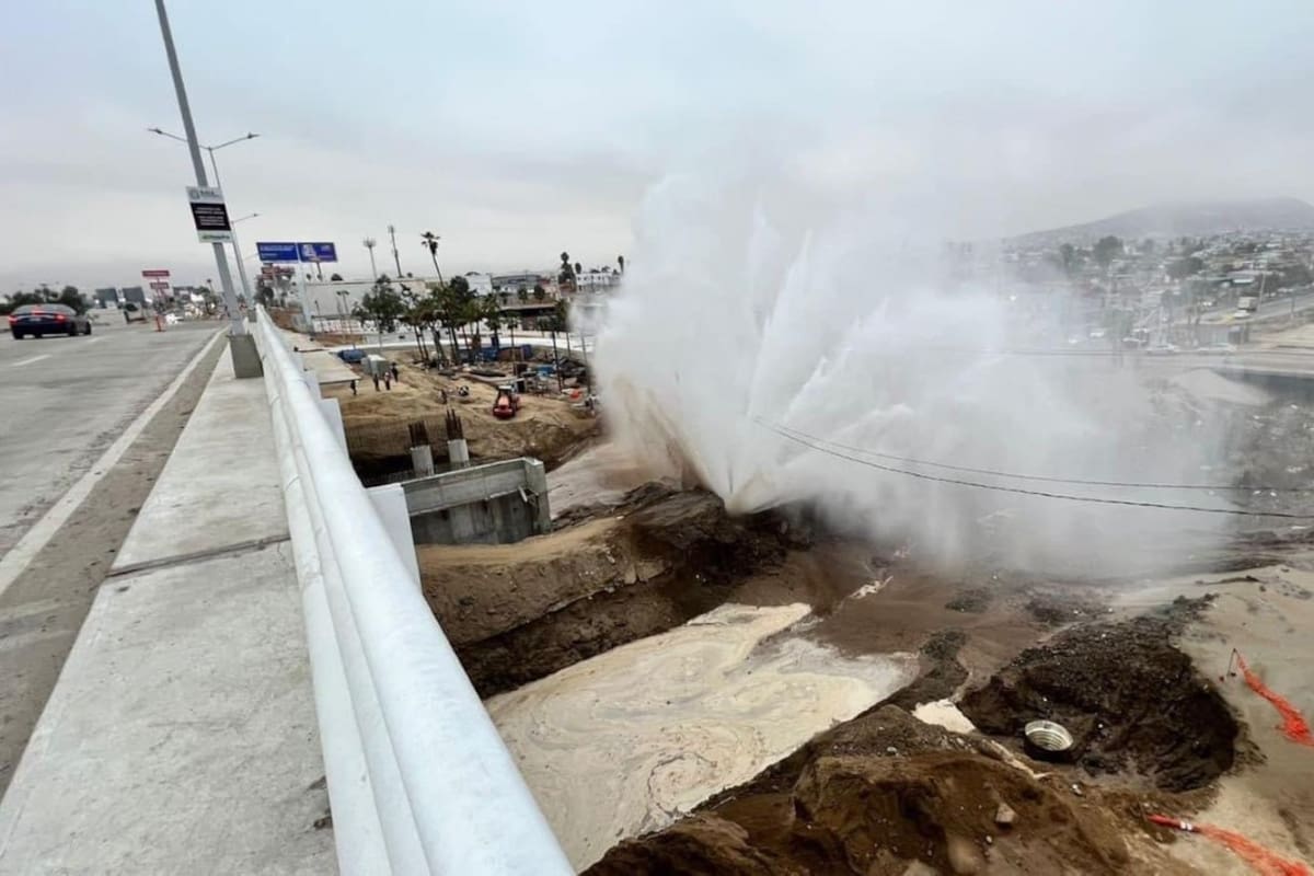 Se rompe línea de conducción de la planta desalinizadora en Ensenada