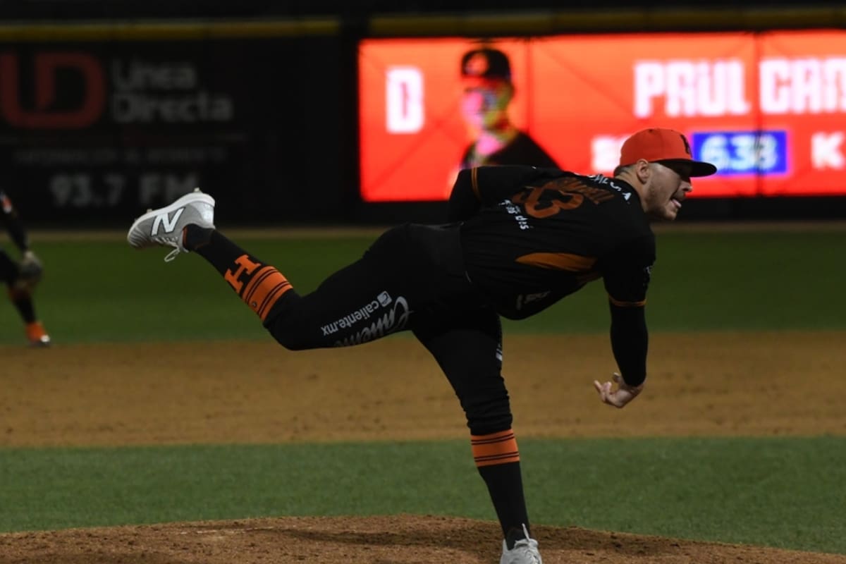 Batea Willie Calhoun par de jonrones y Naranjeros vencen a Algodoneros