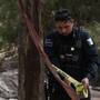 Localizan sin vida a hombre dentro de vehículo en una parcela del Valle de Mexicali