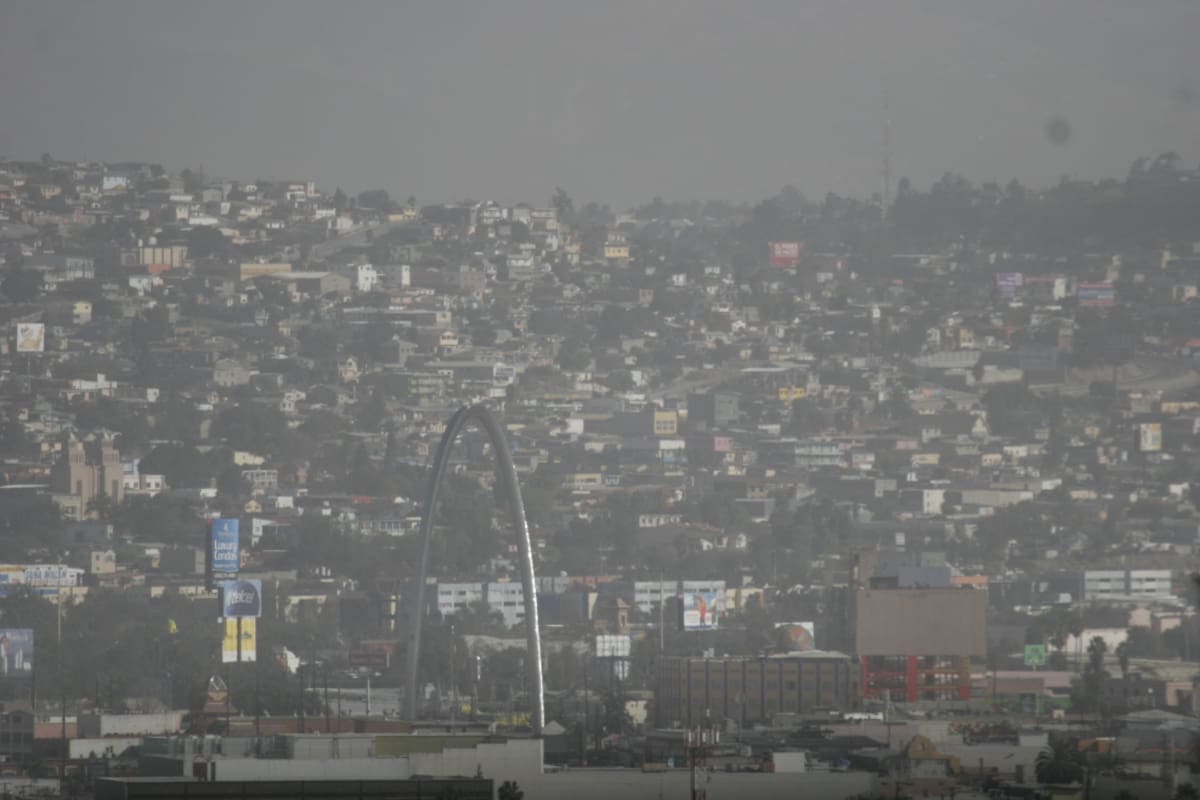 Se acerca la temporada de Vientos de Santa Ana en Baja California, reducen la humedad y aumentan el riesgo de incendios